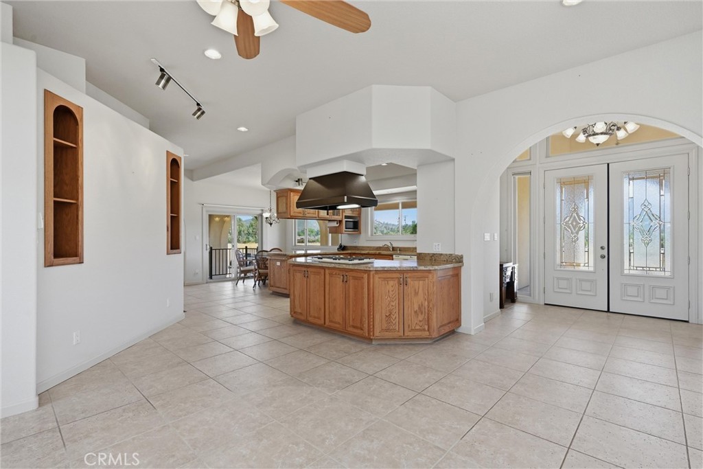 20805 Napa Avenue Property Photo 22