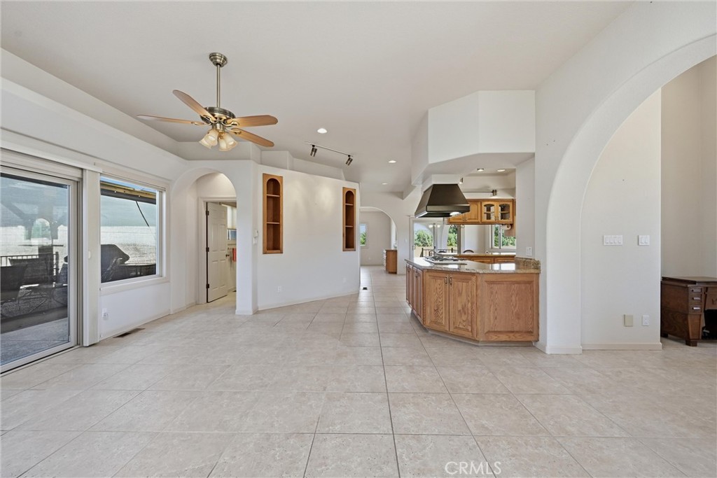 20805 Napa Avenue Property Photo 23