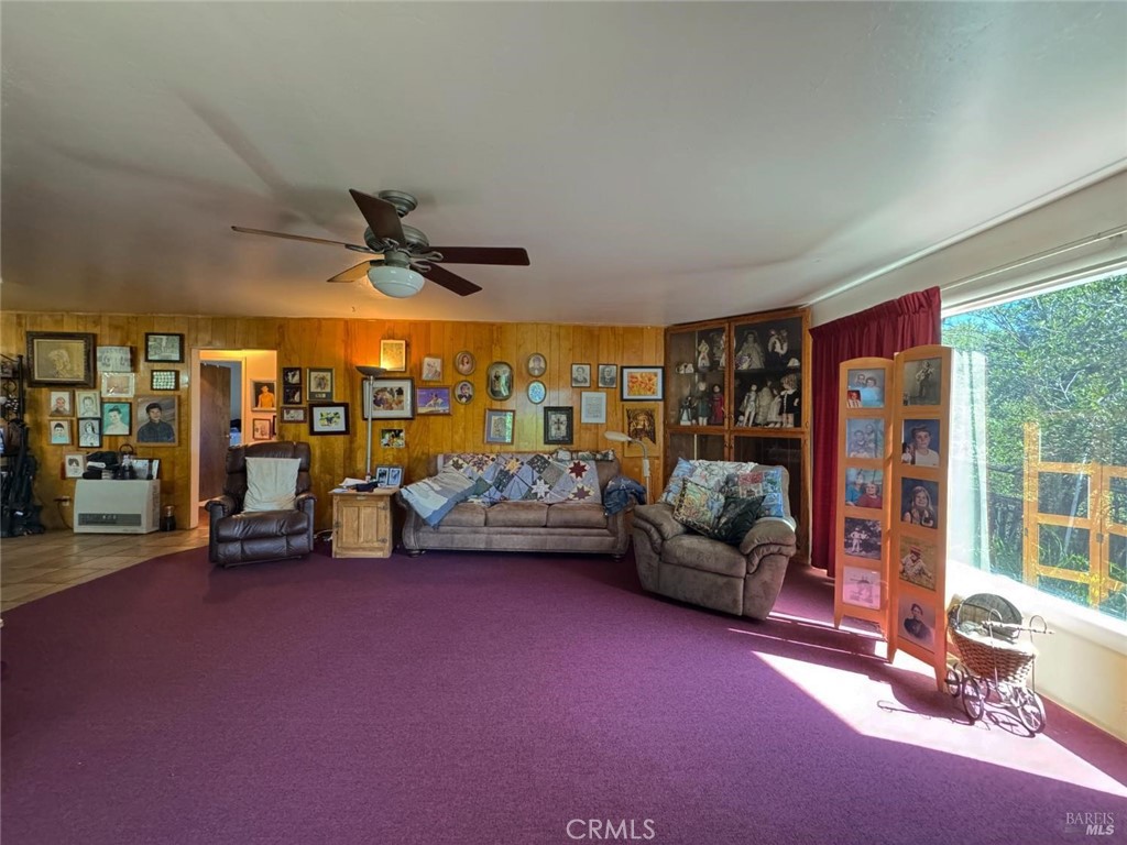 4400 Lake Ridge Drive Property Photo 9