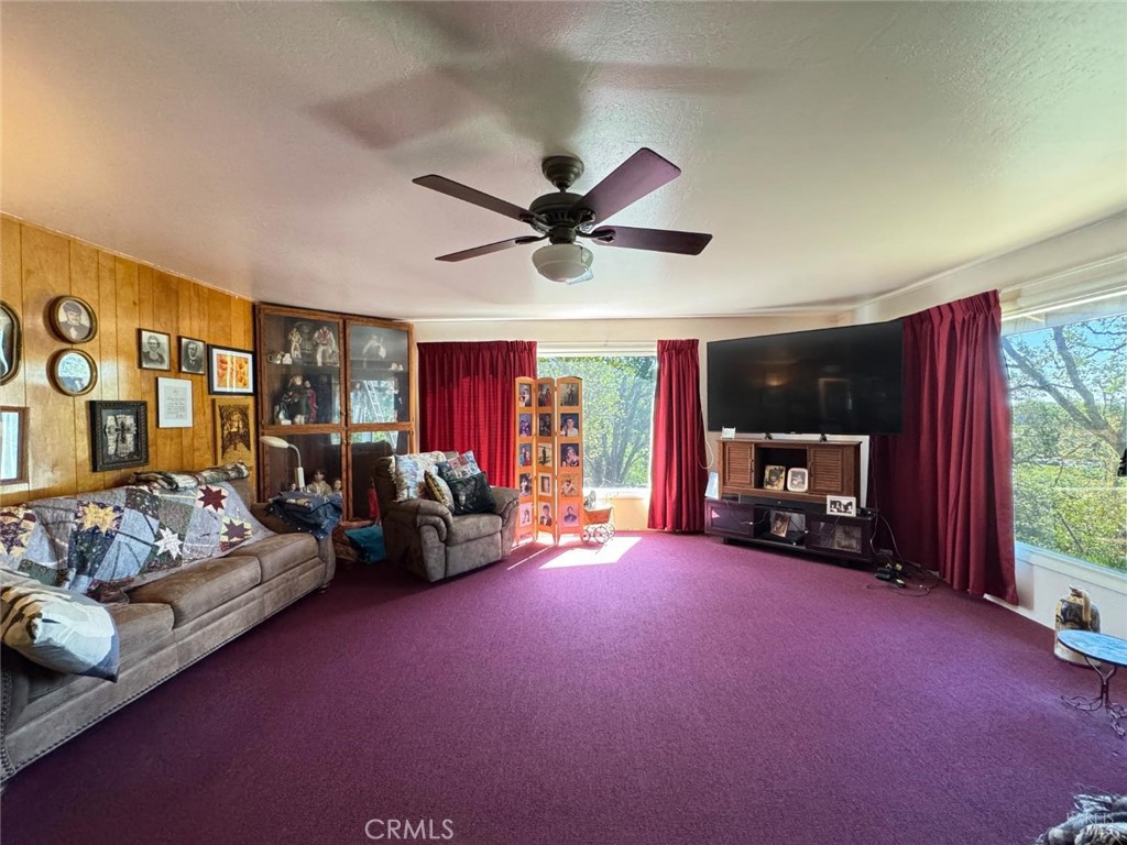 4400 Lake Ridge Drive Property Photo 10