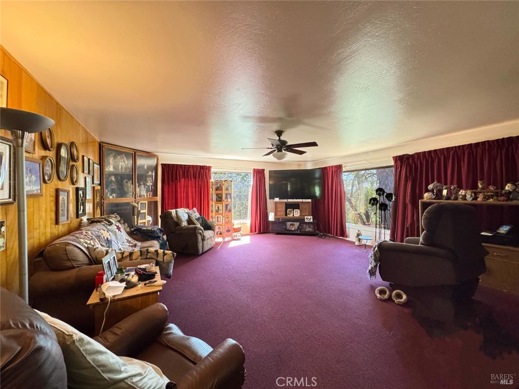 4400 Lake Ridge Drive Property Photo 11