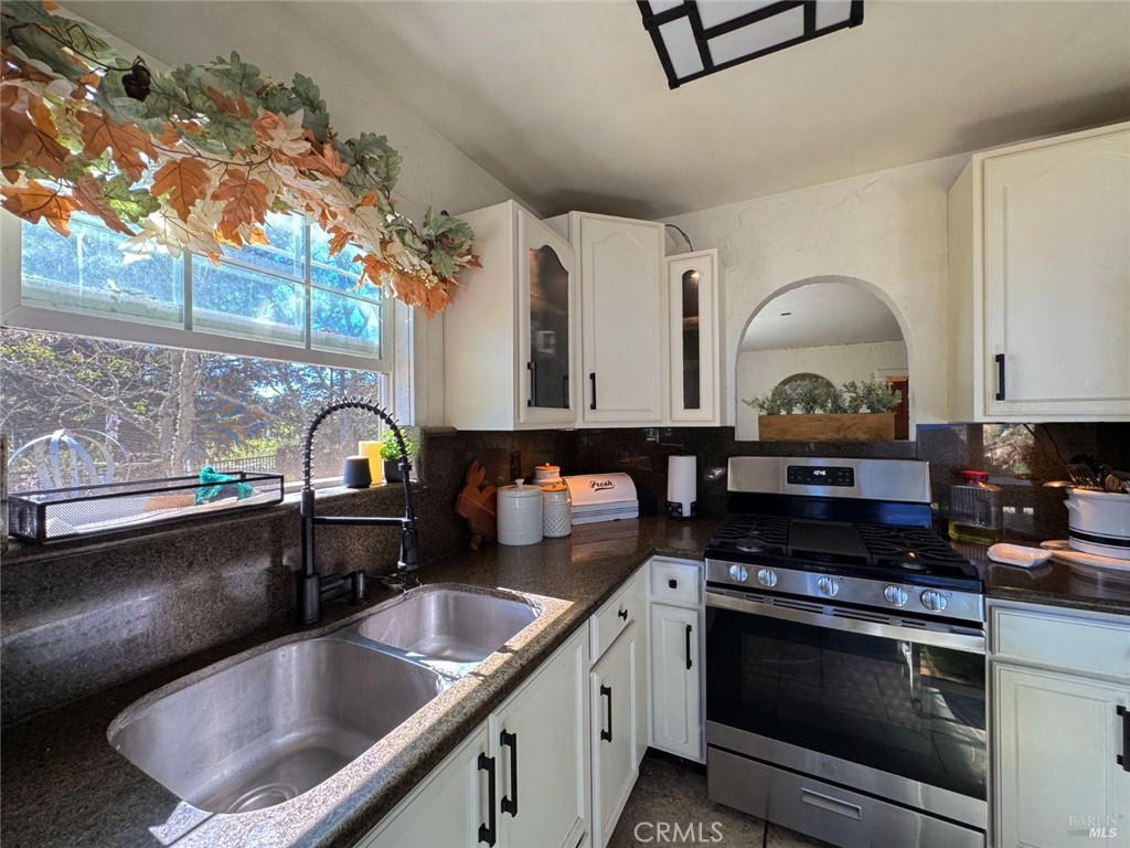 4400 Lake Ridge Drive Property Photo 34