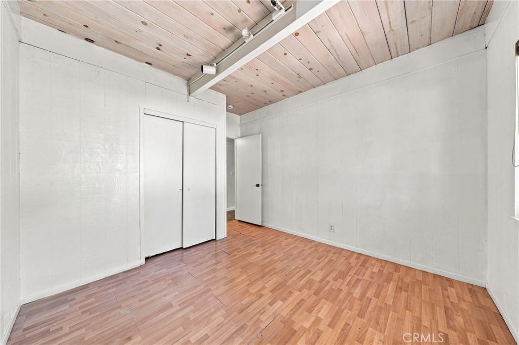 10377 Walnut Way Property Photo 21