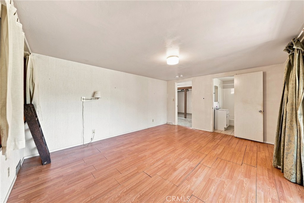 10377 Walnut Way Property Photo 23