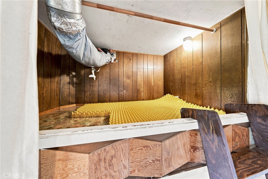 10377 Walnut Way Property Photo 24