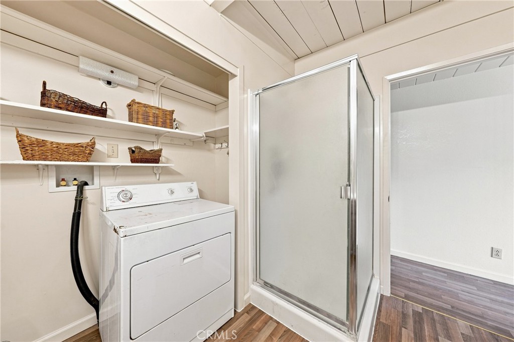 10377 Walnut Way Property Photo 27