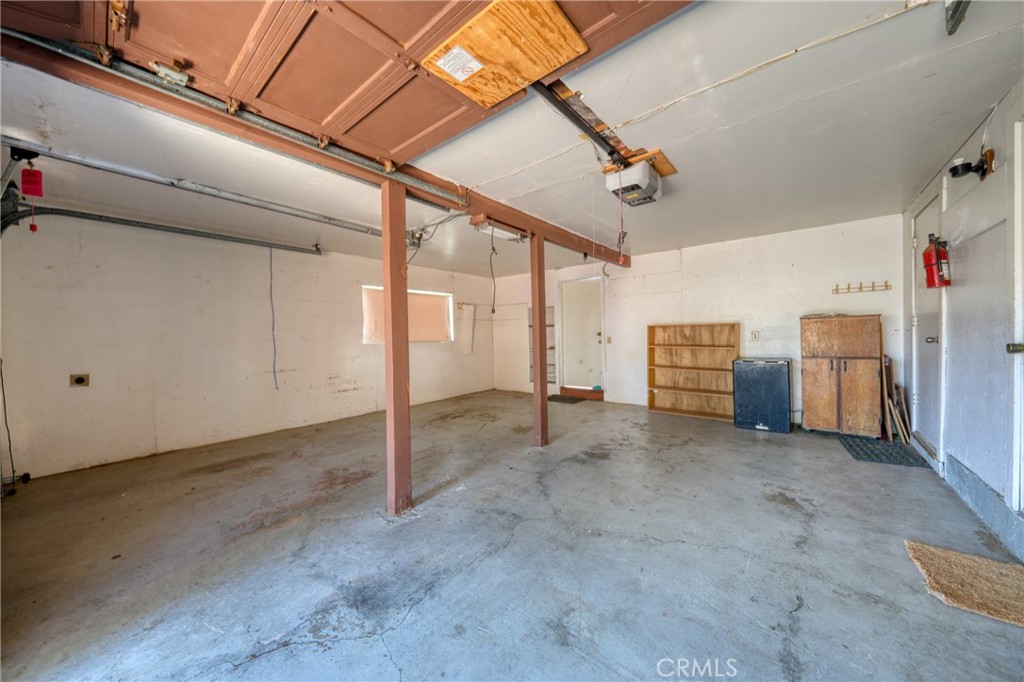 10377 Walnut Way Property Photo 31
