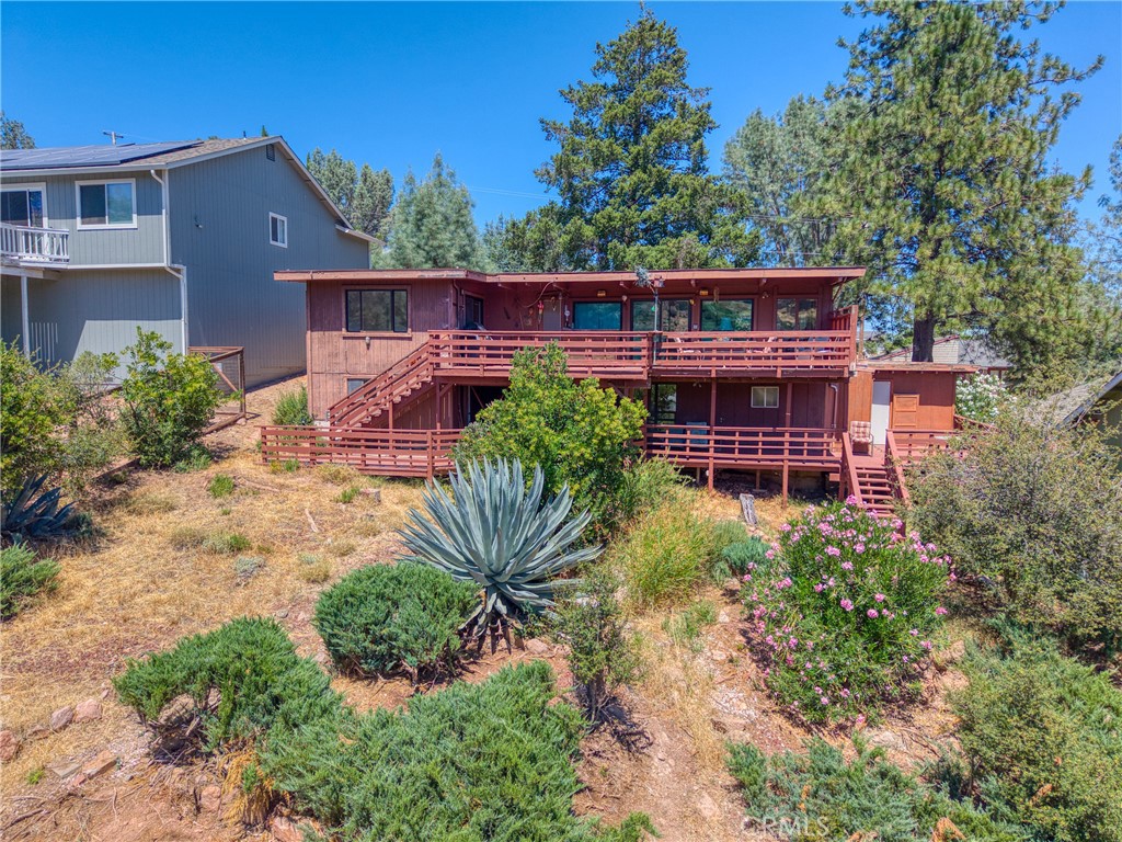 10377 Walnut Way Property Photo 34