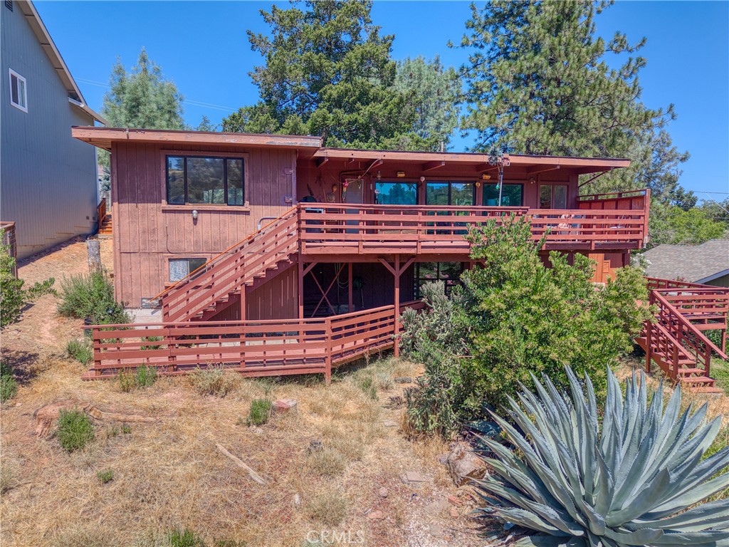 10377 Walnut Way Property Photo 36