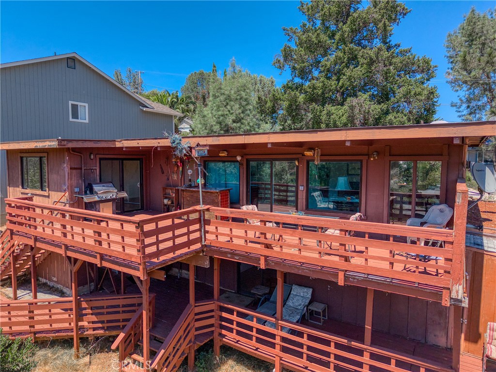 10377 Walnut Way Property Photo 38