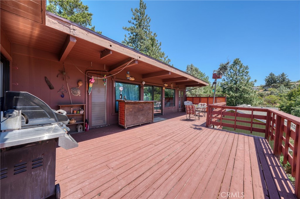 10377 Walnut Way Property Photo 42