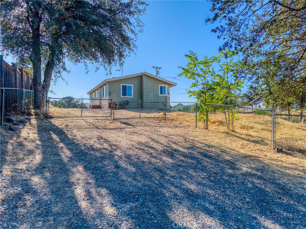 9534 Copsey Creek Way Property Photo 2