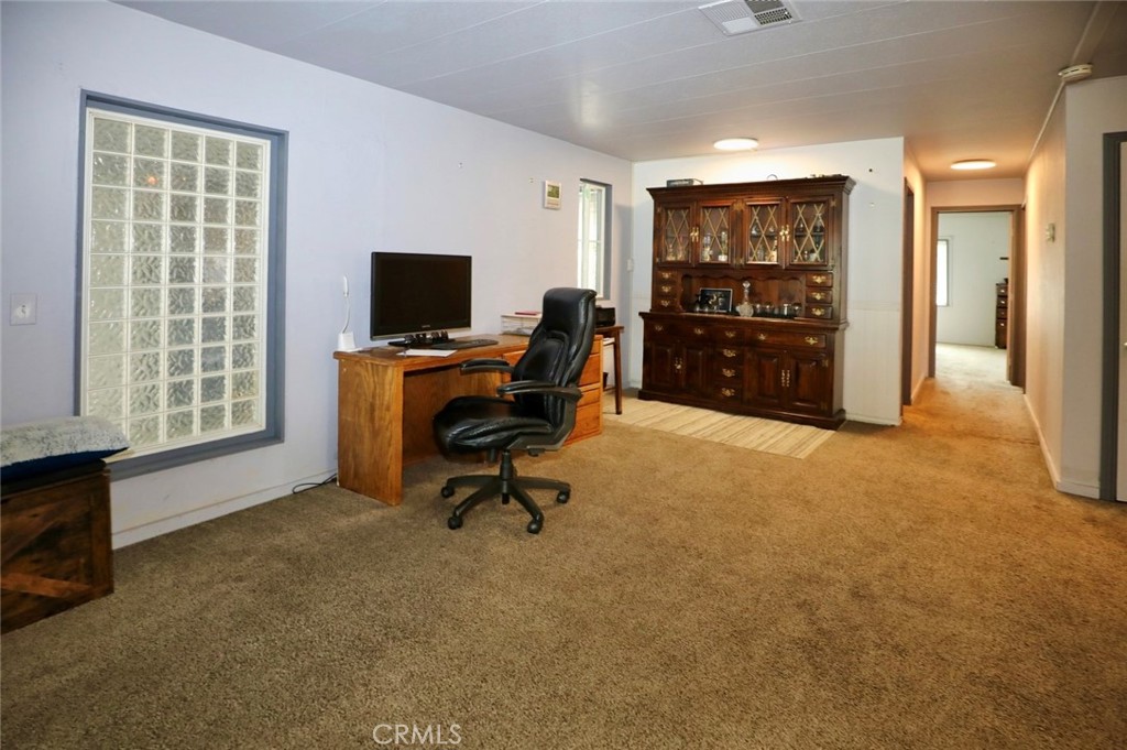 1800 S Main 12 Property Photo 13