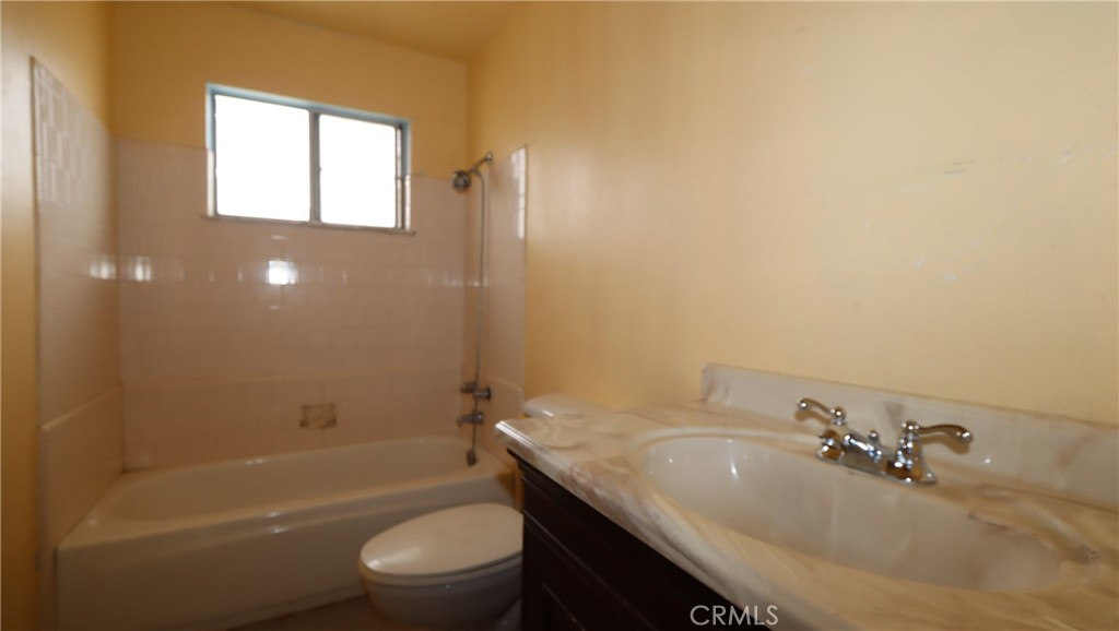 3971 Villa Avenue Property Photo 10