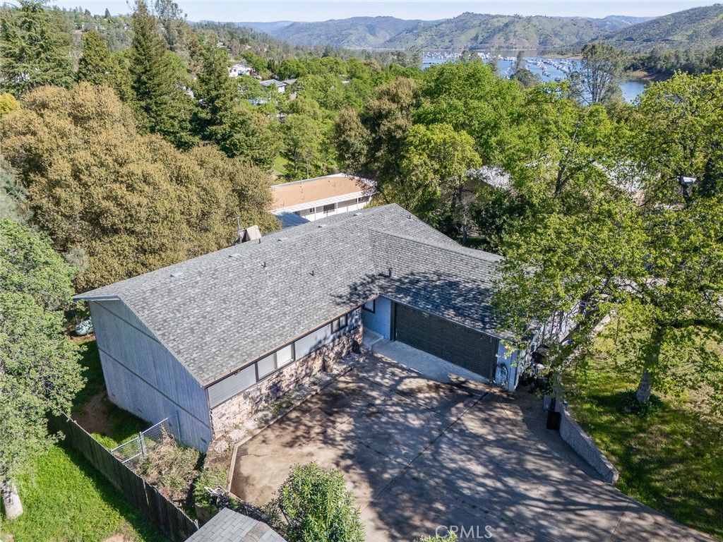 11 Cove Court Property Photo 8