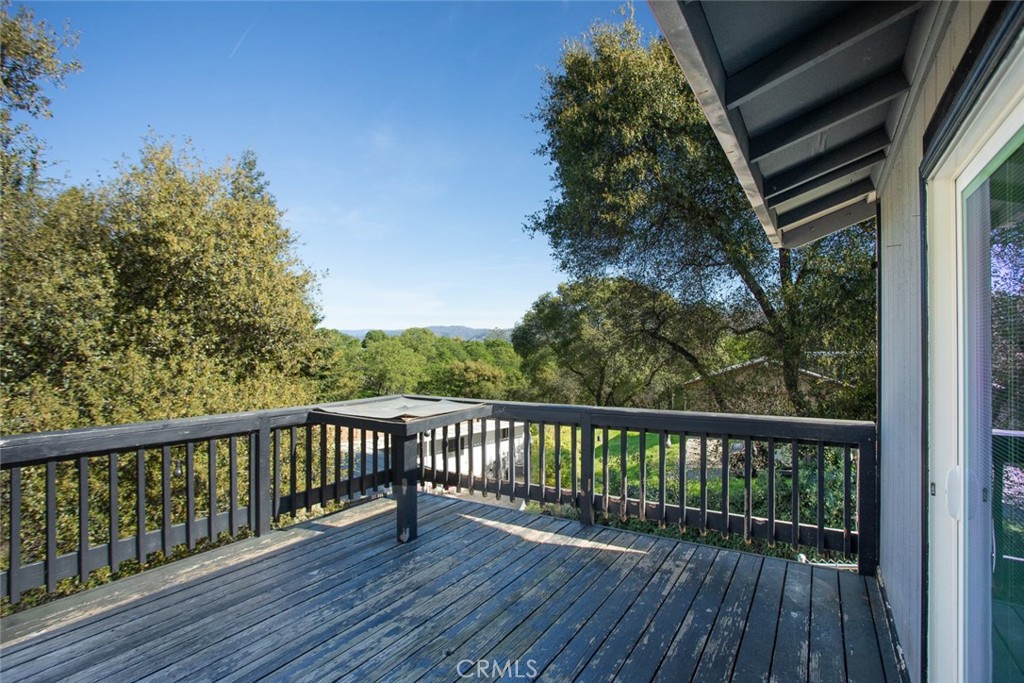 11 Cove Court Property Photo 24