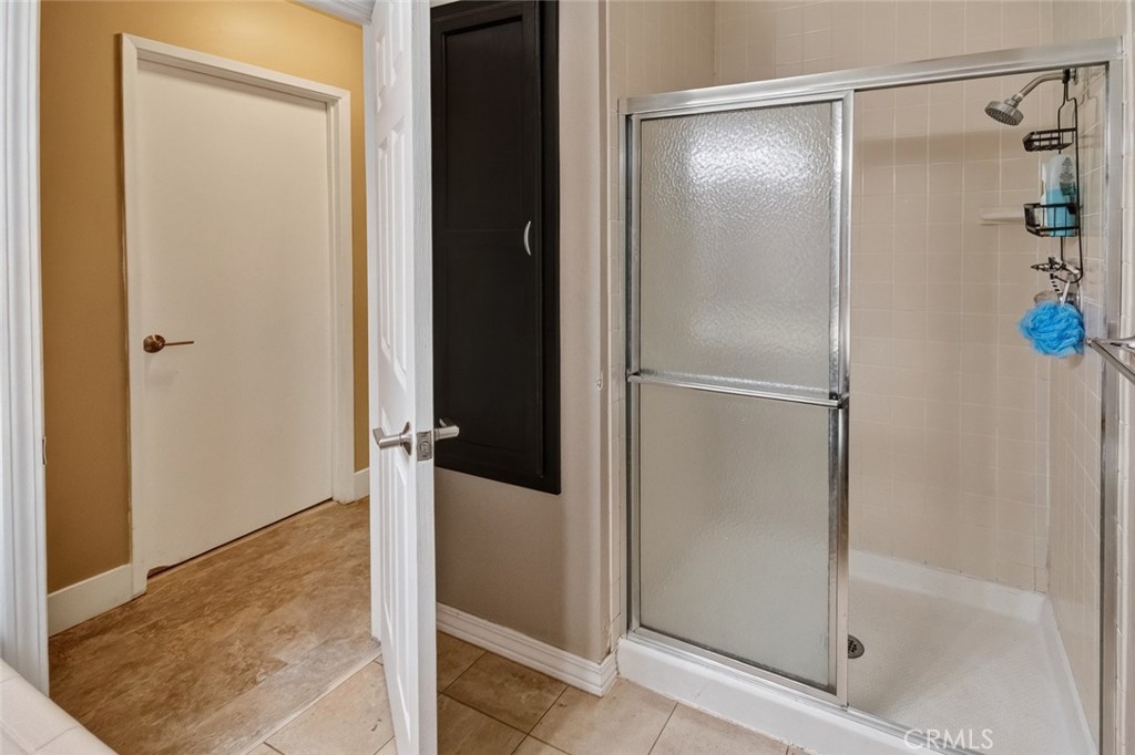 11 Cove Court Property Photo 34