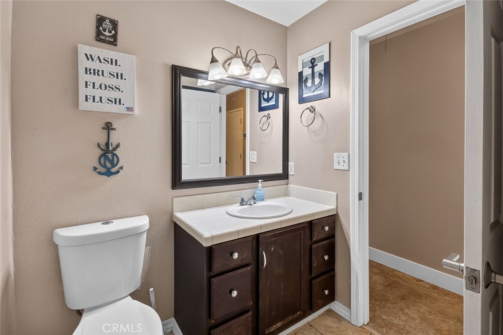 11 Cove Court Property Photo 36