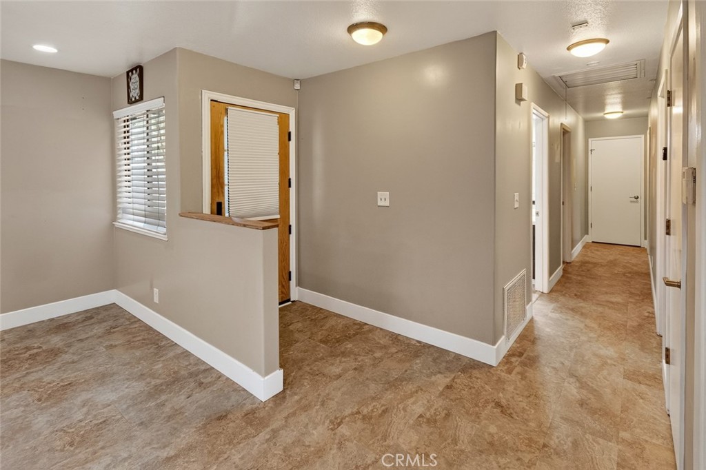 11 Cove Court Property Photo 47