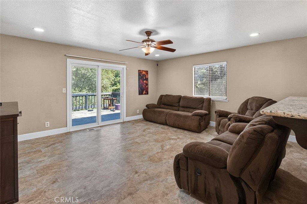 11 Cove Court Property Photo 61