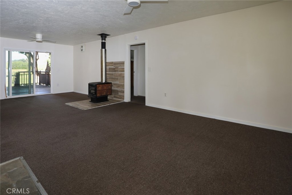 9695 Main Property Photo 7