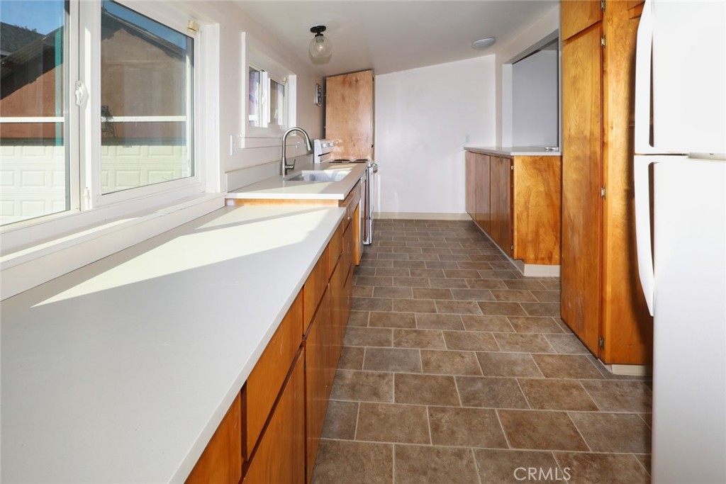 9695 Main Property Photo 13