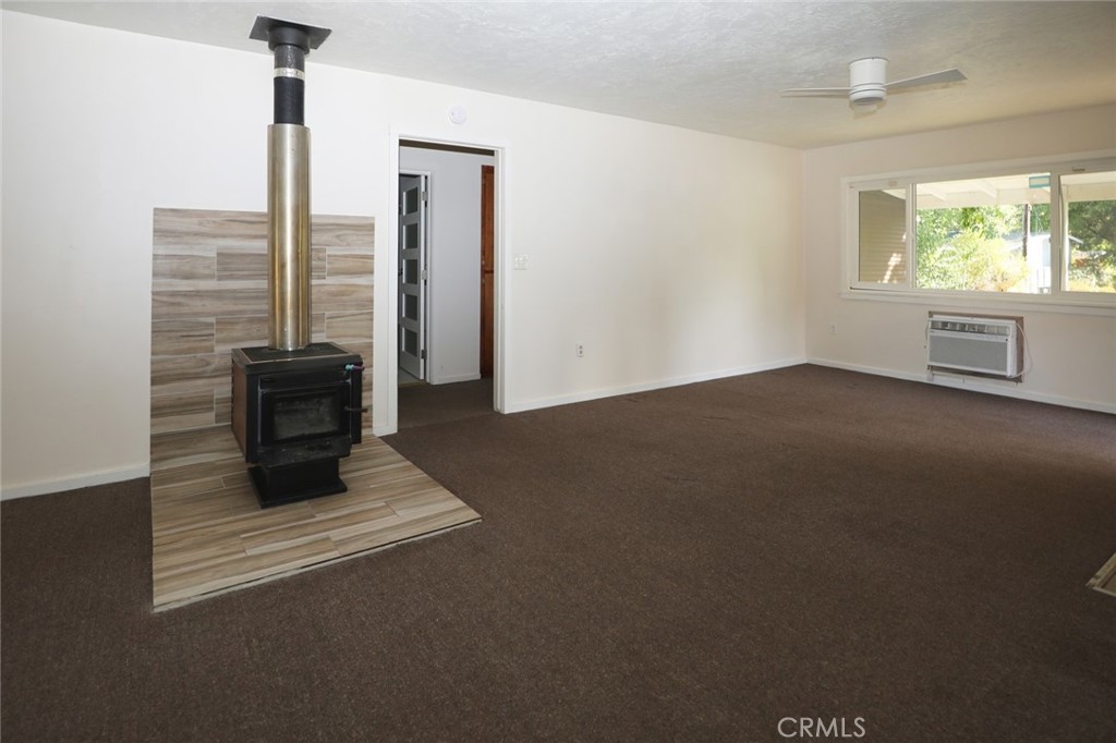9695 Main Property Photo 14
