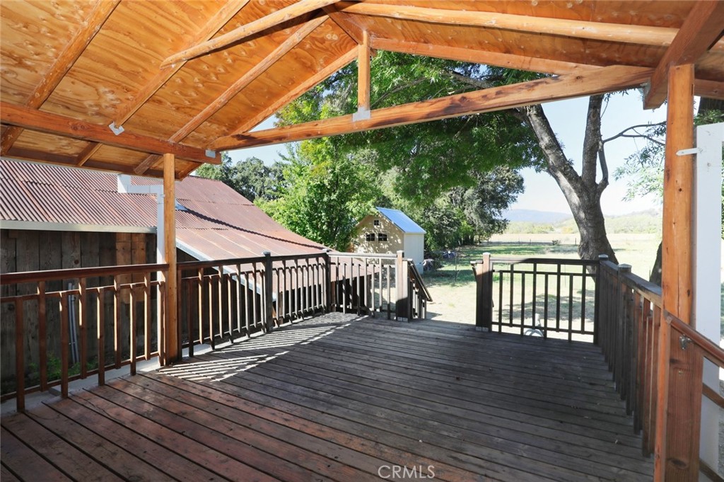 9695 Main Property Photo 21
