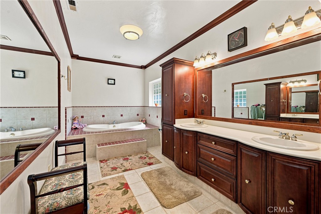 8914 Soda Bay Property Photo 14