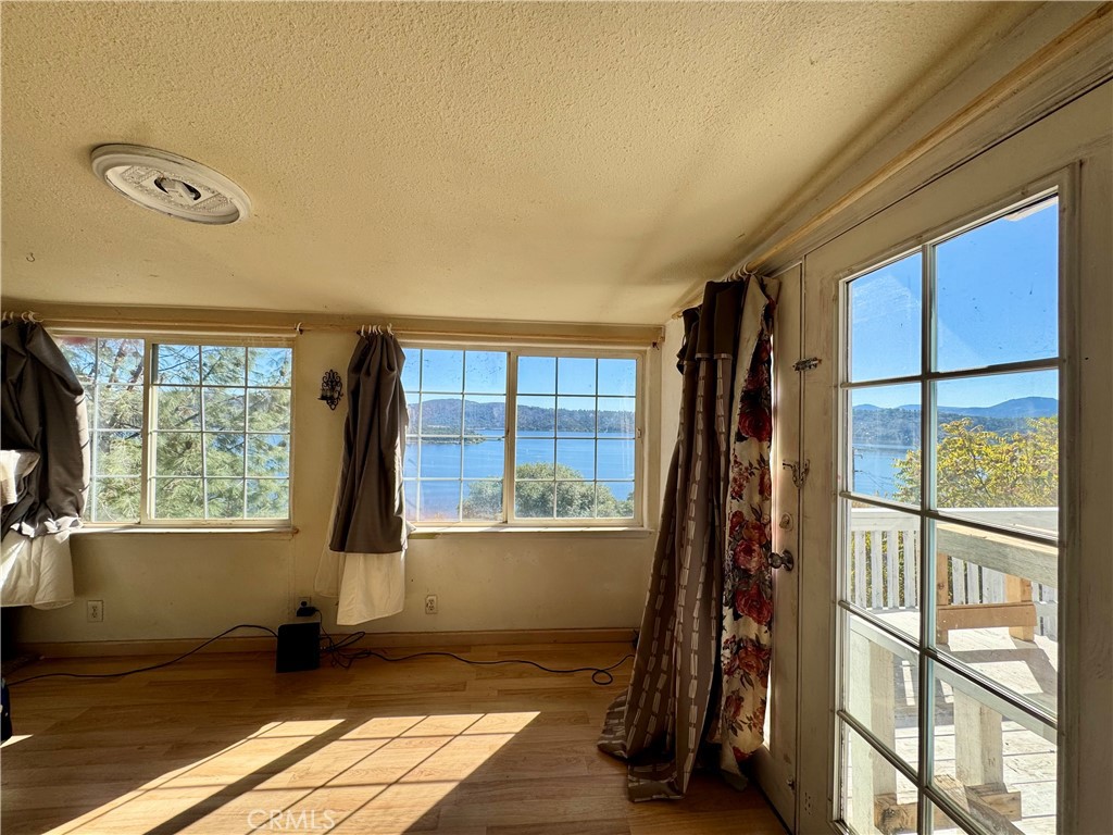 11633 Lakeview Drive Property Photo 24