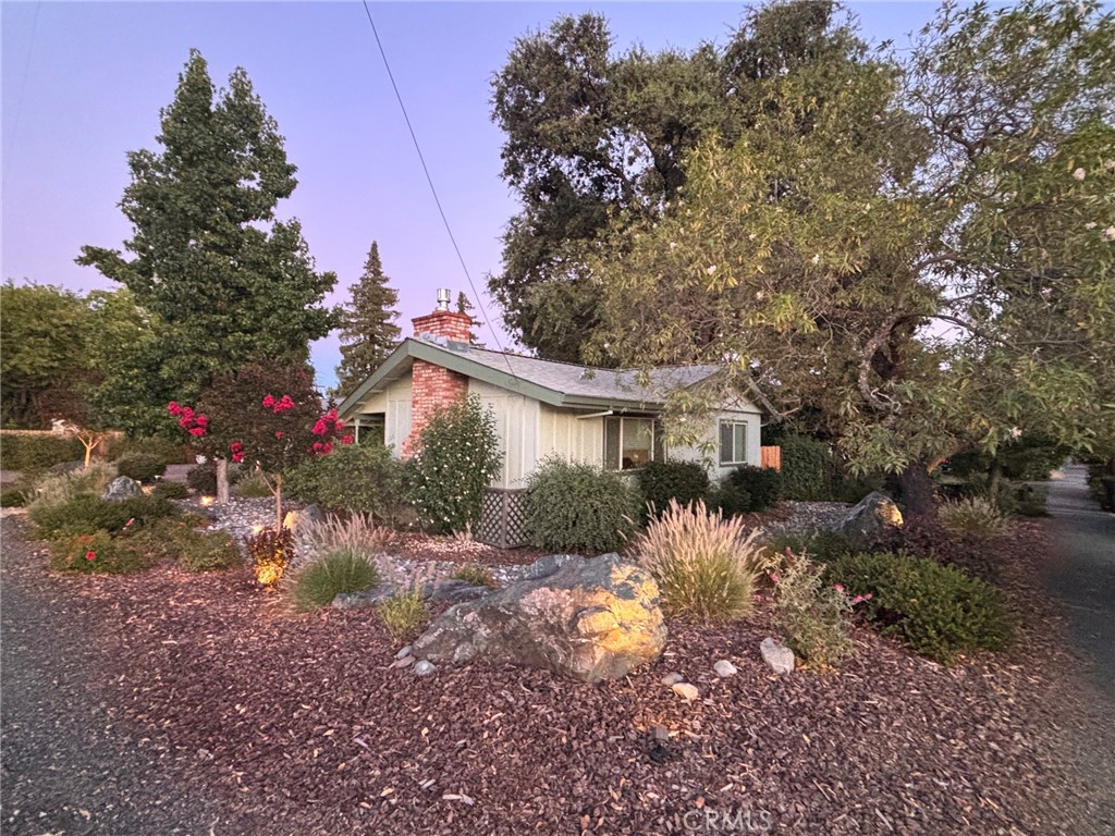 125 16th Property Photo 5