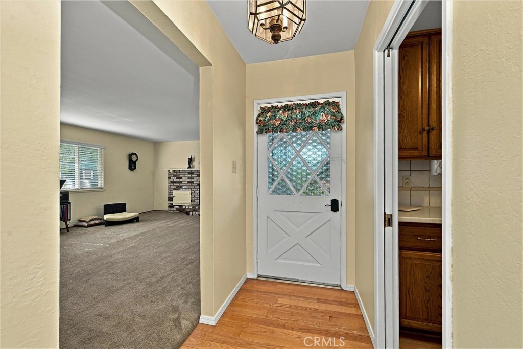 125 16th Property Photo 9