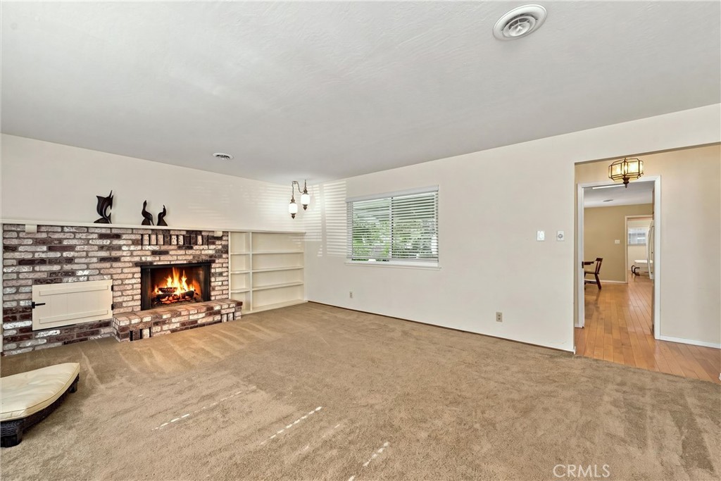 125 16th Property Photo 13