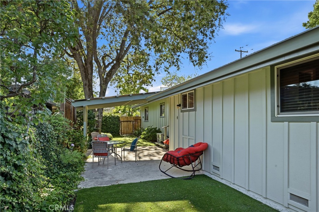 125 16th Property Photo 24