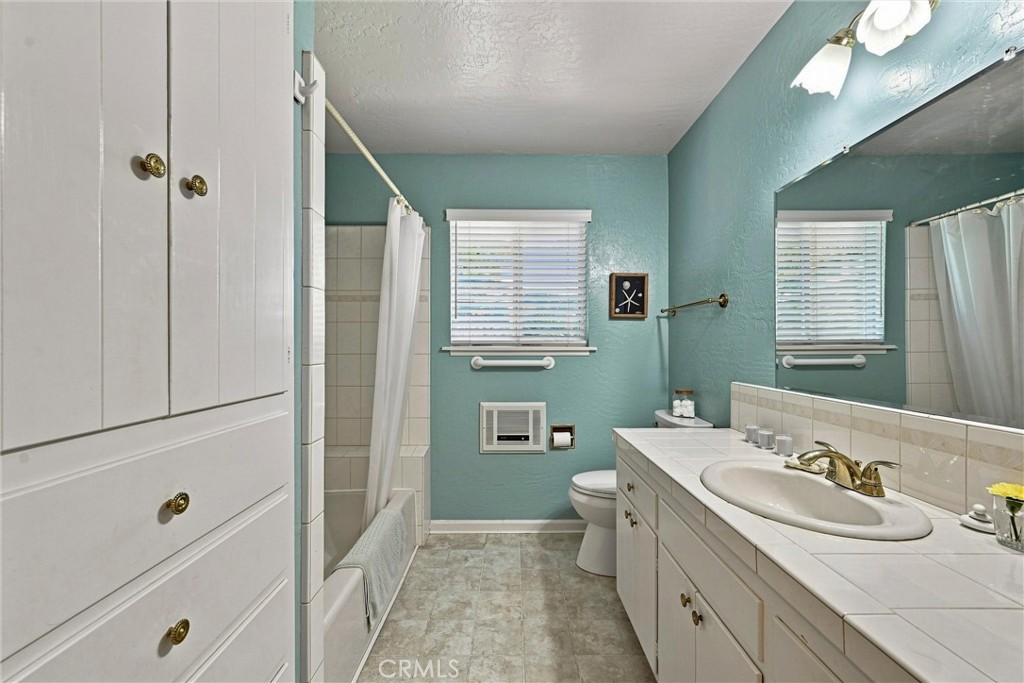 125 16th Property Photo 25