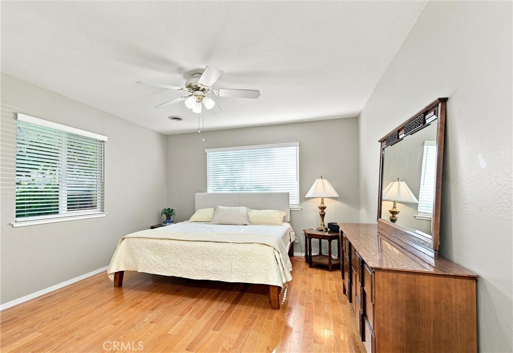 125 16th Property Photo 28