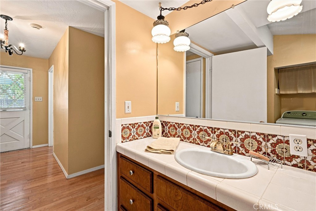 125 16th Property Photo 34