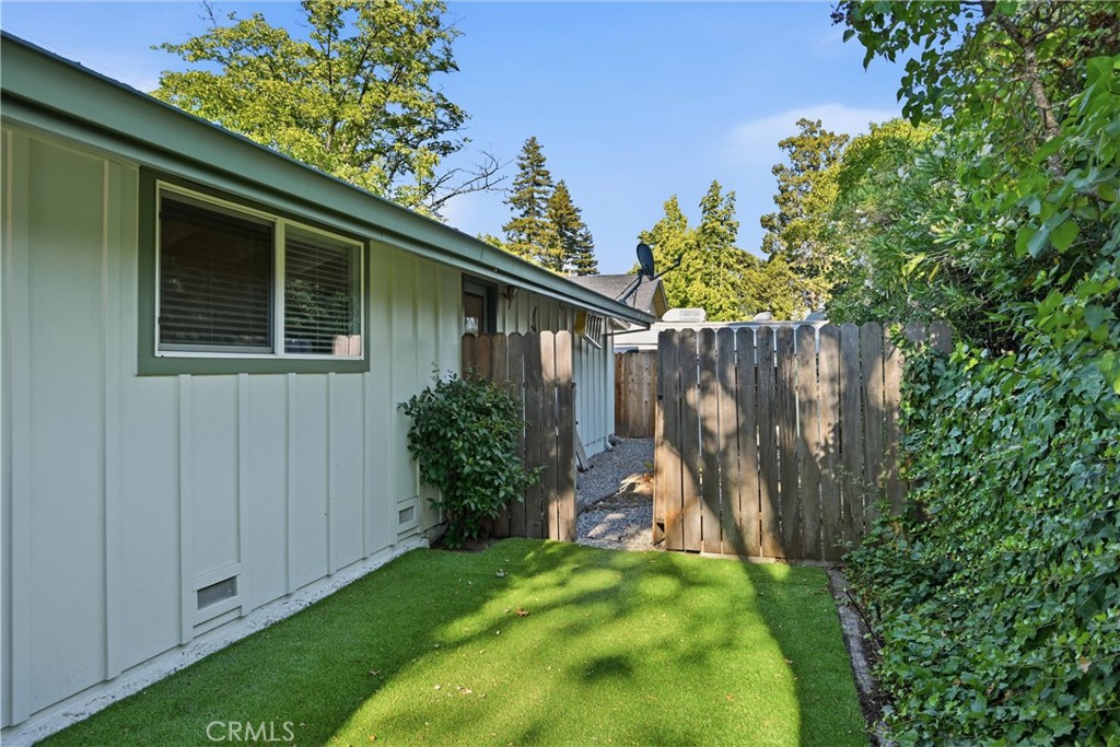 125 16th Property Photo 40