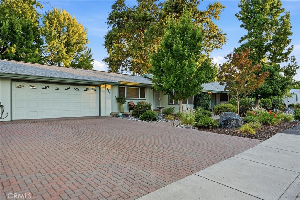 125 16th Property Photo 44