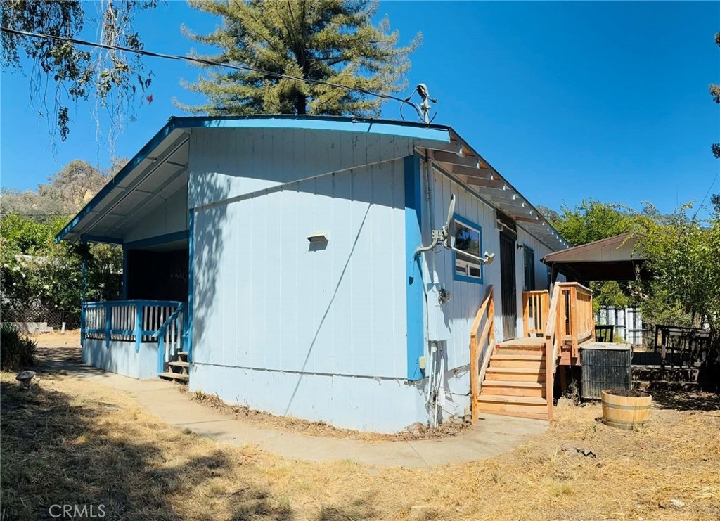 5805 Arden Property Photo 10