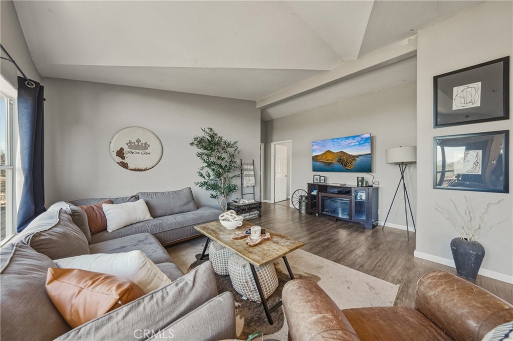 20766 Yankee Valley Property Photo 15