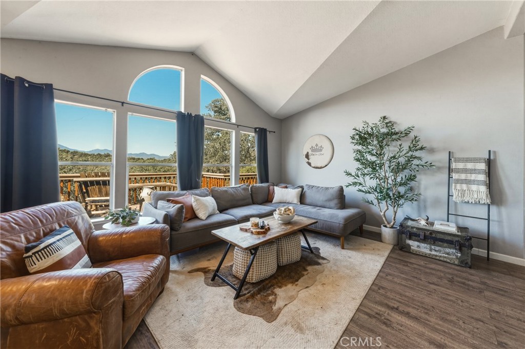 20766 Yankee Valley Property Photo 17