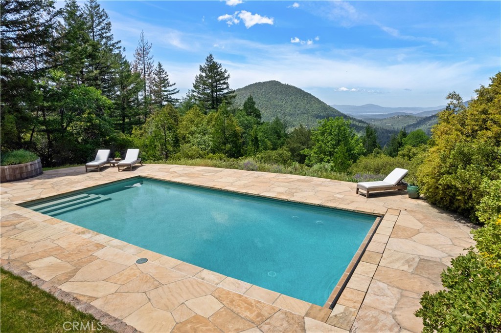 10401 Rosa Property Photo 2