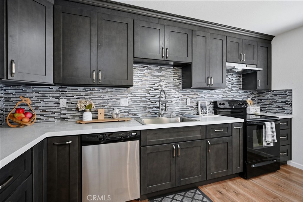 14935 Highlands Property Photo 11
