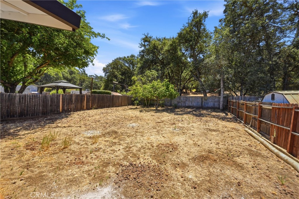 14935 Highlands Property Photo 27