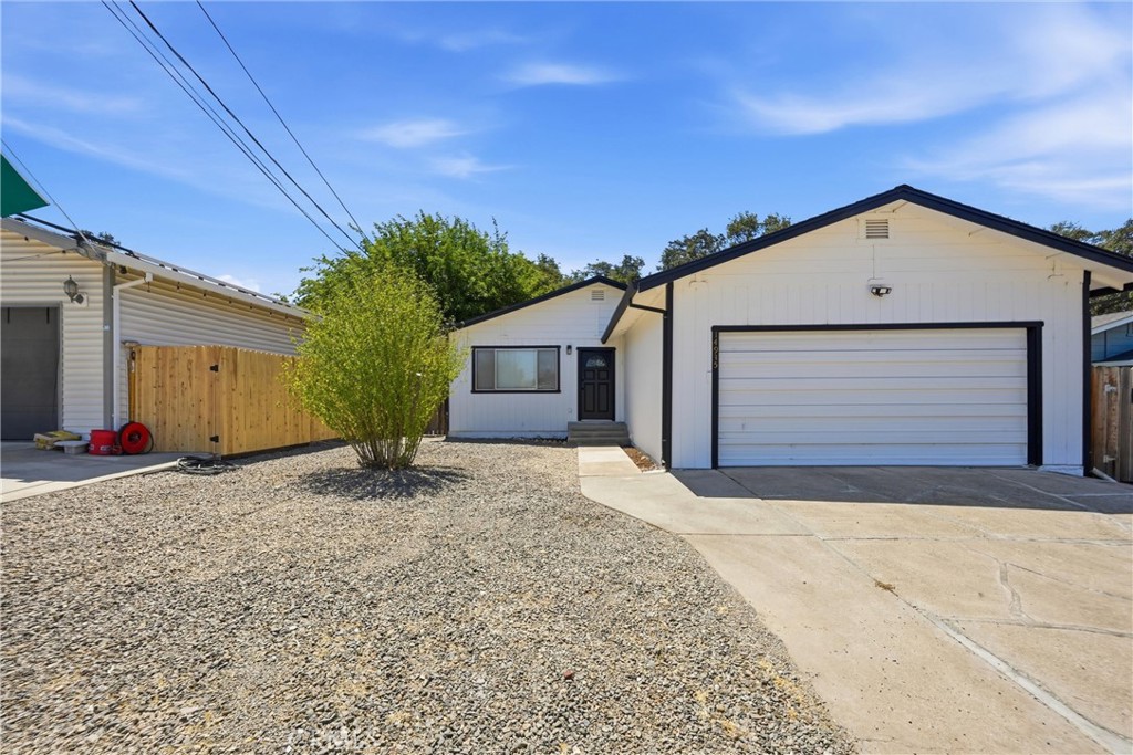 14935 Highlands Property Photo 31