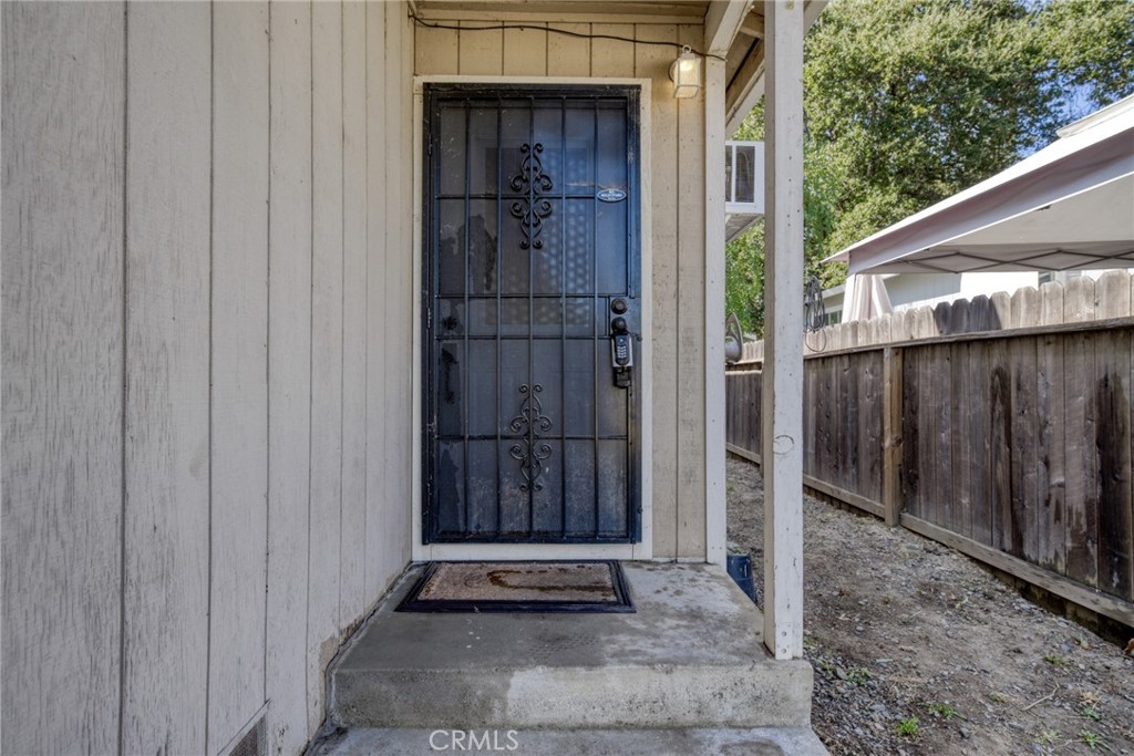 1021 2nd Street Property Photo 4