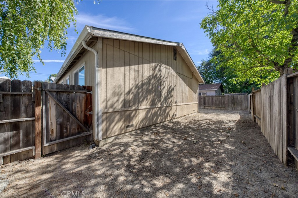 1021 2nd Street Property Photo 43