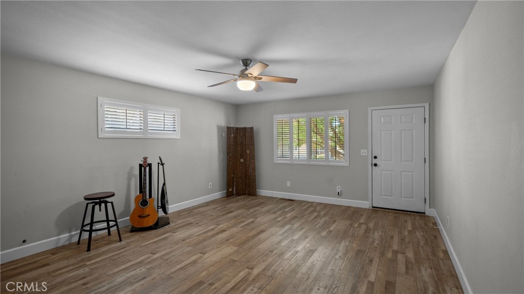18210 Deer Hollow Road Property Photo 4
