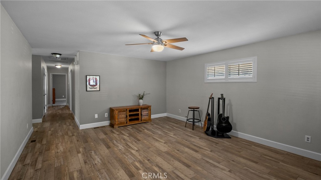 18210 Deer Hollow Road Property Photo 6